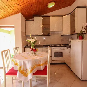  Apartment Sonja