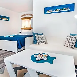  Apartment Biritin